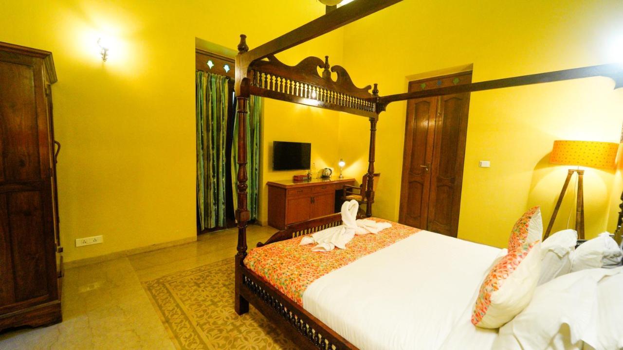 Surya Kiran Heritage Hotel Panaji Exterior foto